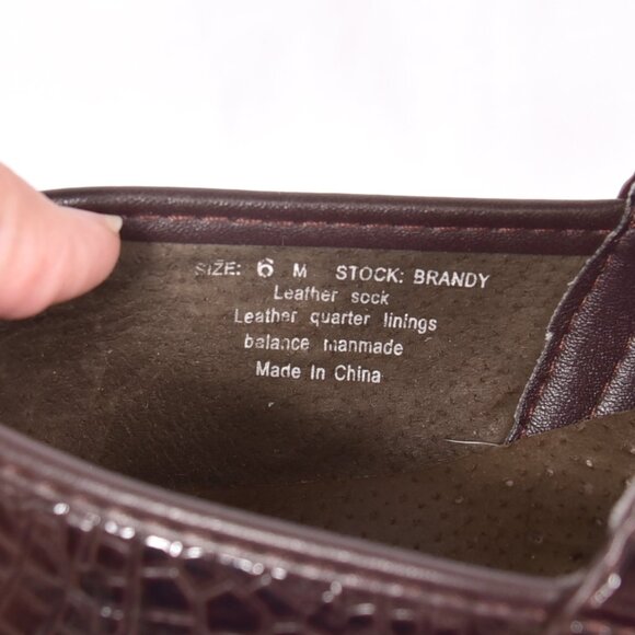 Ingaro Women’s Loafers Size 6M Brandy Croc Embossed Leather Slip-On Comfort Shoe - Picture 7 of 10